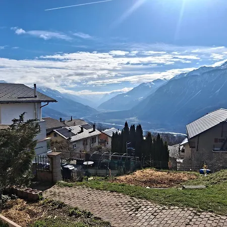 شقة Montana